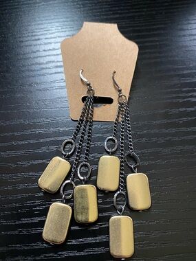 Elegant Gold-Tone Dangle Chain Earrings